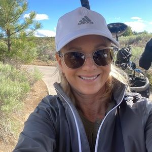 Meet your Posher, Gail